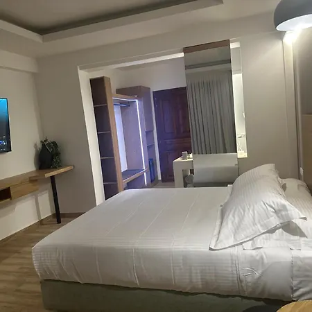 Arhontiko Liamas 4* Megali Volvi